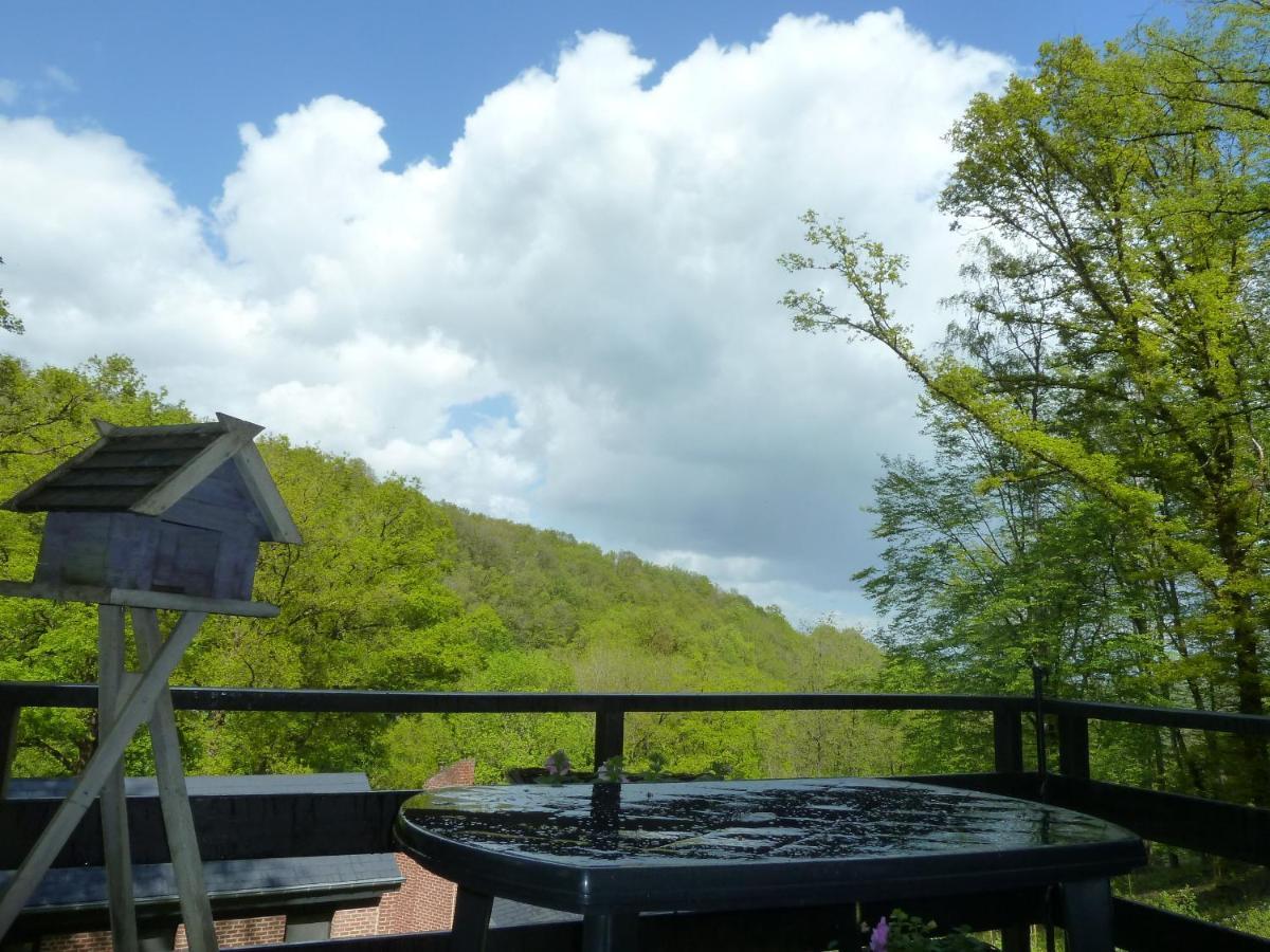 Le Refuge Villa Hastiere-par-dela Luaran gambar
